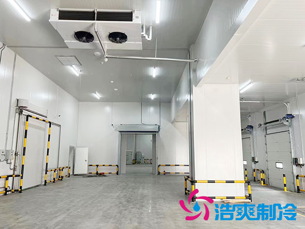 5万吨级大型香蕉视频官网每平方米的费用是多少？